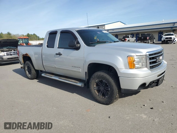2012 GMC Sierra 1500 SLE z VIN 1GTR2VE70CZ163896, wystawiony jako Copart lot #56369795 z przebiegiem 159 394 mil mil oraz Czysty tytuł • Clean title. Historia ofert i sprzedaży dostępna na DreamBid. Obrazek 4.