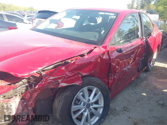 2025 Toyota Camry LE with VIN 4T1DAACK1SU042282, listed as a IAAI auction lot 41986639 with Not Provided miles and . Bid and sale history available at DreamBid. Image 6.