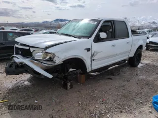 2003 Ford F-150 XLT with VIN 1FTRW08L53KB67497, listed as a Copart auction lot 50015505 with 190,242 mi miles and Salvage Title. Bid and sale history available at carsss.com. Image 1.