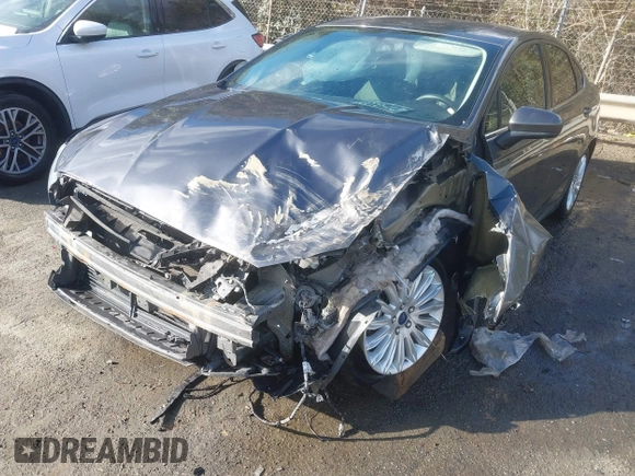 2015 Ford Fusion S Hybrid with VIN 3FA6P0UU9FR283189, listed as a IAAI auction lot 41632307 with 152,653 mi miles. Bid and sale history available at carsss.com. Image 6.