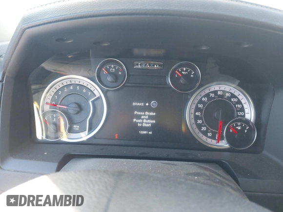 2018 Ram 1500 Night z VIN 1C6RR7MT8JS204066, wystawiony jako IAAI lot #41282724 z przebiegiem 122 681 mil mil oraz . Historia ofert i sprzedaży dostępna na DreamBid. Obrazek 7.