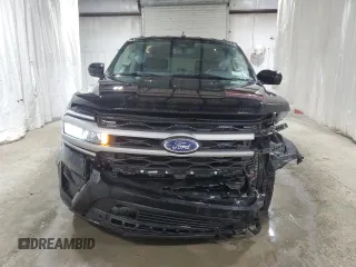2024 Ford Expedition Max XLT with VIN 1FMJK1J8XREA33057, listed as a Copart auction lot 50720065 with 19,386 mi miles and Clean Title. Bid and sale history available at DreamBid. Image 5.