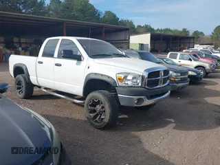 2007 Dodge 2500 SLT z VIN 3D7KS28D37G853736, wystawiony jako IAAI lot #41586759 z przebiegiem 286 372 mil mil oraz . Historia ofert i sprzedaży dostępna na DreamBid. Obrazek 1.