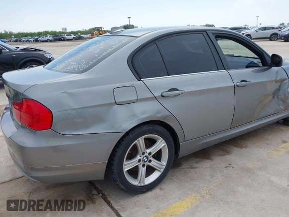 2011 BMW 3 Series 328i xDrive with VIN WBAPK5C50BA661292, listed as a IAAI auction lot 42495770 with 159,036 mi miles and . Bid and sale history available at DreamBid. Image 17.