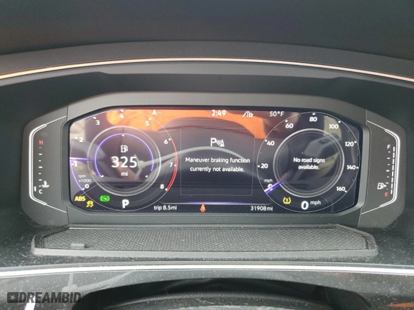 2022 Volkswagen Tiguan SEL R-Line with VIN 3VV4B7AX1NM149958, listed as a Copart auction lot 48055175 with 31,908 mi miles and Salvage Title. Bid and sale history available at carsss.com. Image 9.