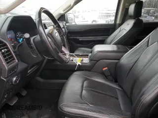 2019 Ford Expedition Platinum with VIN 1FMJU1MT4KEA06243, listed as a Copart auction lot 86574524 with 28,628 mi miles and Salvage Title. Bid and sale history available at carsss.com. Image 7.