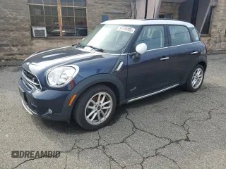 2016 MINI Countryman S with VIN WMWZC5C51GWU19983, listed as a Copart auction lot 51119195 with 117,881 mi miles and Clean Title. Bid and sale history available at DreamBid. Image 1.