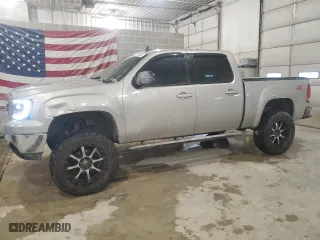 2008 GMC Sierra 1500 SLE1 with VIN 3GTEK13J98G221324, listed as a Copart auction lot 45364655 with 305,436 mi miles and Salvage Title. Bid and sale history available at carsss.com. Image 1.