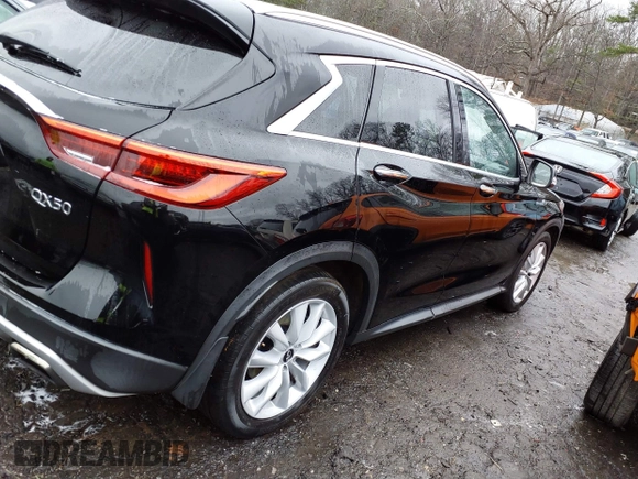 2019 Infiniti QX50 Essential z VIN 3PCAJ5M17KF121971, wystawiony jako IAAI lot #41452387 z przebiegiem 108 000 mil mil oraz . Historia ofert i sprzedaży dostępna na DreamBid. Obrazek 13.