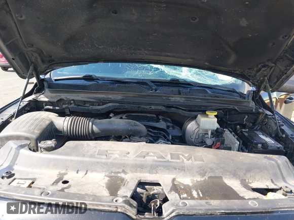 2019 Ram 1500 Laramie z VIN 1C6SRFJT1KN612909, wystawiony jako IAAI lot #42305653 z przebiegiem 105 018 mil mil oraz . Historia ofert i sprzedaży dostępna na DreamBid. Obrazek 10.