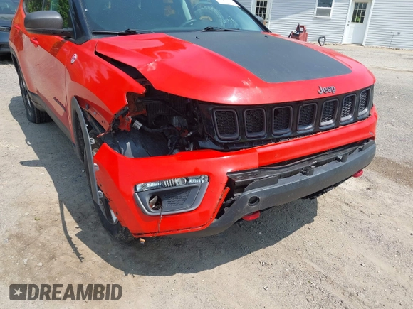 2018 Jeep Compass Trailhawk z VIN 3C4NJDDBXJT334496, wystawiony jako IAAI lot #42400835 z przebiegiem 188 896 mil mil oraz . Historia ofert i sprzedaży dostępna na DreamBid. Obrazek 6.
