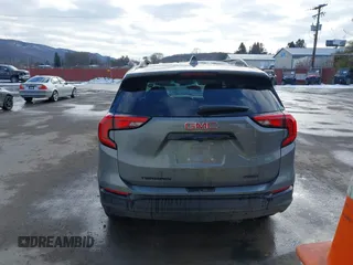 2020 GMC Terrain SLE with VIN 3GKALTEV6LL227822, listed as a IAAI auction lot 41330529 with 31,833 mi miles. Bid and sale history available at carsss.com. Image 17.