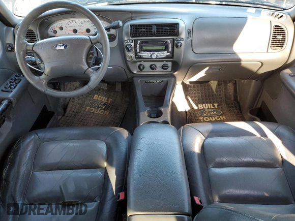 2005 Ford Explorer Sport Trac XLS z VIN 1FMZU77K35UA64380, wystawiony jako Copart lot #49225395 z przebiegiem 340 171 mil mil oraz Czysty tytuł • Clean title. Historia ofert i sprzedaży dostępna na DreamBid. Obrazek 8.