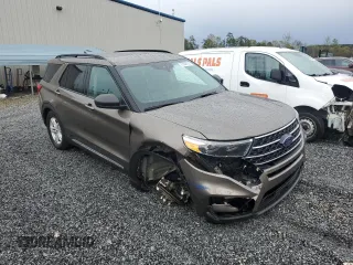2021 Ford Explorer XLT with VIN 1FMSK7DH3MGB39284, listed as a Copart auction lot 51348135 with 54,512 mi miles and Salvage Title. Bid and sale history available at carsss.com. Image 4.