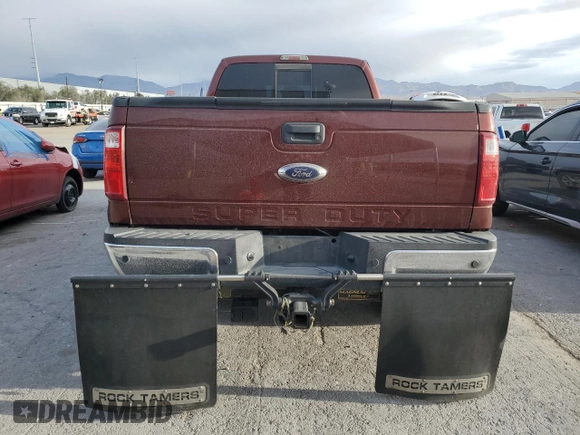2015 Ford F-350 Platinum z VIN 1FT8W3BT0FEB61101, wystawiony jako Copart lot #51622235 z przebiegiem 110 570 mil mil oraz Szkoda całkowita • Salvage title. Historia ofert i sprzedaży dostępna na DreamBid. Obrazek 6.