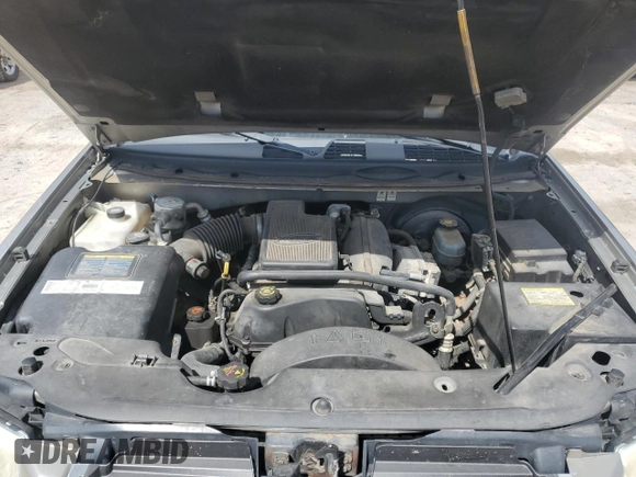 2002 GMC Envoy SLT z VIN 1GKDS13S722253150, wystawiony jako Copart lot #56255185 z przebiegiem 174 198 mil mil oraz Szkoda całkowita • Salvage title. Historia ofert i sprzedaży dostępna na DreamBid. Obrazek 12.