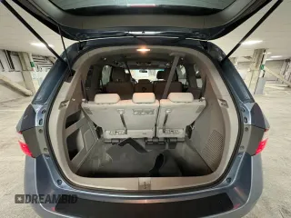 2011 Honda Odyssey EX-L with VIN 5FNRL5H64BB042793, listed as a Copart auction lot 56841615 with 149,454 mi miles and Clean Title. Bid and sale history available at DreamBid. Image 6.