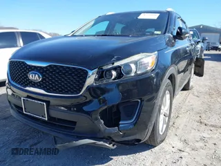 2017 Kia Sorento LX z VIN 5XYPGDA31HG278535, wystawiony jako IAAI lot #41578980 z przebiegiem 124 957 mil mil oraz . Historia ofert i sprzedaży dostępna na DreamBid. Obrazek 18.