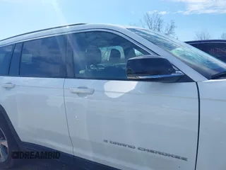 2024 Jeep Grand Cherokee Limited с VIN 1C4RJKBG9R8523252, выставлен на аукционе IAAI как лот 41960415 с пробегом 14 771 миль миль и . История ставок и продаж доступна на DreamBid. Изображение 13.