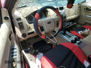 2008 Ford Escape XLT with VIN 1FMCU93198KC65621, listed as a Copart auction lot 61740935 with Not provided miles and Salvage title. Bid and sale history available at DreamBid. Image 8.