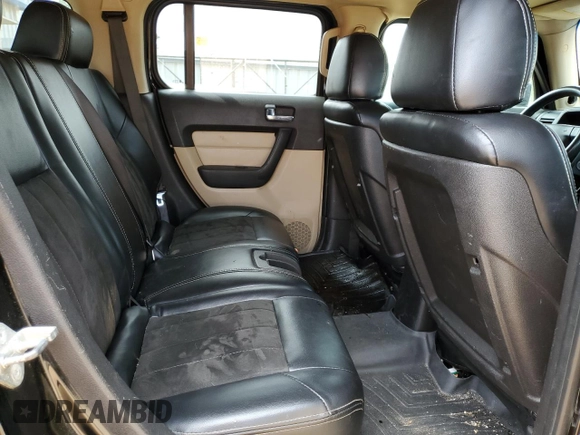 2007 Hummer H3 SUV with VIN 5GTDN13EX78134129, listed as a Copart auction lot 68814194 with 204,389 mi miles and Salvage Title. Bid and sale history available at carsss.com. Image 12.