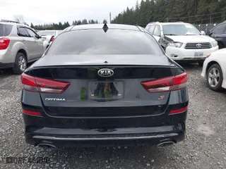 2019 Kia Optima LX with VIN 5XXGT4L30KG282290, listed as a IAAI auction lot 41718903 with 43,681 mi miles. Bid and sale history available at carsss.com. Image 17.