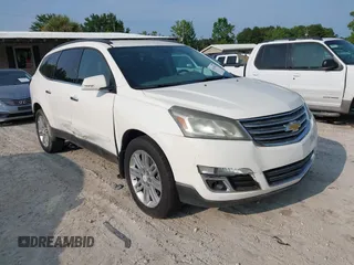 2015 Chevrolet Traverse LT z VIN 1GNKRGKD2FJ288833, wystawiony jako IAAI lot #42422834 z przebiegiem Nie podano mil oraz . Historia ofert i sprzedaży dostępna na DreamBid. Obrazek 1.