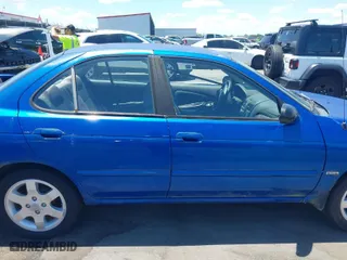 2006 Nissan Sentra 1.8 S with VIN 3N1CB51D06L526391, listed as a IAAI auction lot 39504566 with 200,000 mi miles. Bid and sale history available at carsss.com. Image 12.