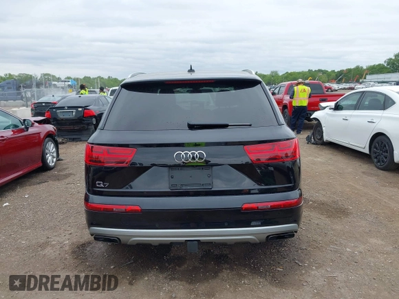 2019 Audi Q7 Premium Plus z VIN WA1LAAF72KD006893, wystawiony jako IAAI lot #42336243 z przebiegiem 61 330 mil mil oraz . Historia ofert i sprzedaży dostępna na DreamBid. Obrazek 16.