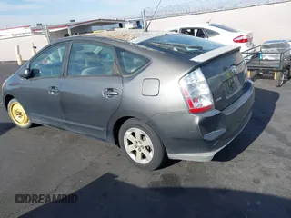 2006 Toyota Prius with VIN JTDKB20UX63198269, listed as a IAAI auction lot 42035926 with Not Provided miles. Bid and sale history available at carsss.com. Image 3.