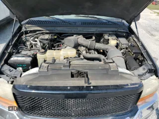 2000 Ford Excursion Limited with VIN 1FMNU43S6YEC87756, listed as a Copart auction lot 67281054 with 180,254 mi miles and Non repairable. Bid and sale history available at DreamBid. Image 12.