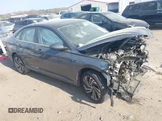 2020 Volkswagen Jetta SEL z VIN 3VWE57BU2LM085177, wystawiony jako IAAI lot #41880036 z przebiegiem 80 059 mil mil oraz . Historia ofert i sprzedaży dostępna na DreamBid. Obrazek 1.