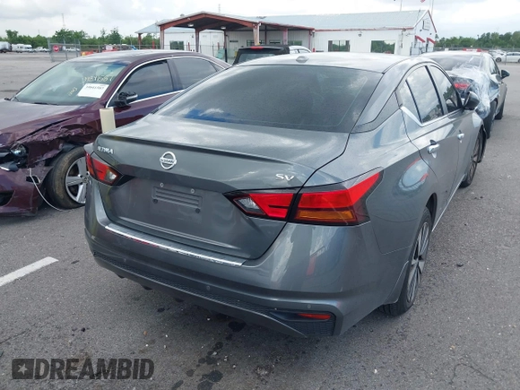 2021 Nissan Altima 2.5 SV with VIN 1N4BL4DVXMN400935, listed as a IAAI auction lot 39815848 with 42,693 mi miles. Bid and sale history available at carsss.com. Image 16.
