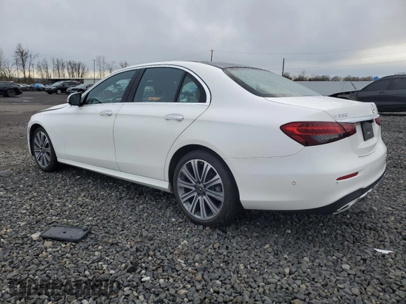 2021 Mercedes-Benz E 350 with VIN W1KZF8EB4MA922033, listed as a Copart auction lot 49013585 with 41,587 mi miles and Salvage Title. Bid and sale history available at DreamBid. Image 2.