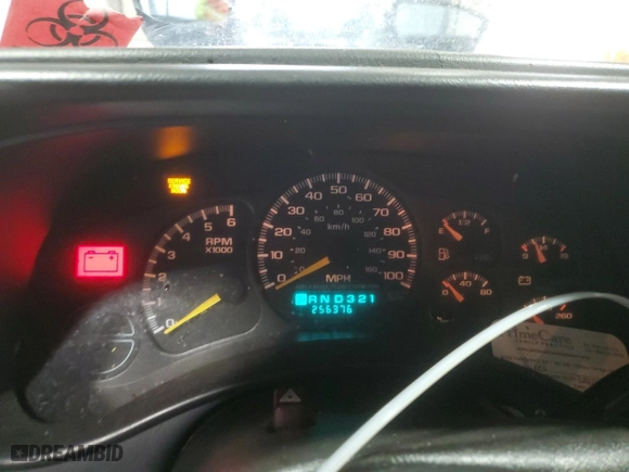 2000 Chevrolet New Tahoe LT with VIN 1GNEK13T3YJ210858, listed as a Copart auction lot 43458245 with 256,376 mi miles and Salvage Title. Bid and sale history available at carsss.com. Image 9.