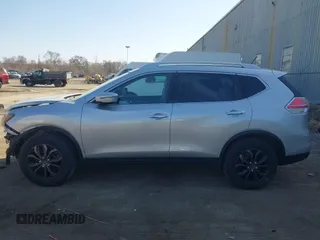 2016 Nissan Rogue SV with VIN JN8AT2MT1GW026937, listed as a IAAI auction lot 41772393 with 102,998 mi miles and . Bid and sale history available at carsss.com. Image 15.