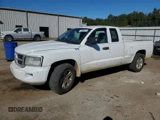2011 Ram Dakota Bighorn/Lonestar with VIN 1D7RE3BK2BS649580, listed as a Copart auction lot 76830324 with 278,434 mi miles and Salvage Title. Bid and sale history available at carsss.com. Image 1.