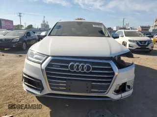 2017 Audi Q7 Premium with VIN WA1AHAF71HD044773, listed as a Copart auction lot 76678044 with 95,722 mi miles and Salvage title. Bid and sale history available at DreamBid. Image 5.