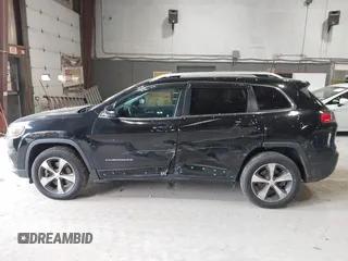 2019 Jeep Cherokee Limited z VIN 1C4PJMDX2KD430957, wystawiony jako IAAI lot #42206694 z przebiegiem 84 299 mil mil oraz . Historia ofert i sprzedaży dostępna na DreamBid. Obrazek 14.