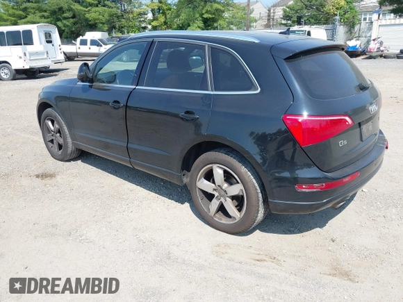 2010 Audi Q5 Premium Plus z VIN WA1LKAFP4AA058751, wystawiony jako IAAI lot #42414738 z przebiegiem 152 771 mil mil oraz . Historia ofert i sprzedaży dostępna na DreamBid. Obrazek 3.