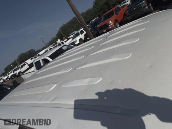2012 Ford F-250 XL with VIN 1FT7W2B65CEC30943, listed as a IAAI auction lot 42220075 with 291,140 mi miles and . Bid and sale history available at DreamBid. Image 1.