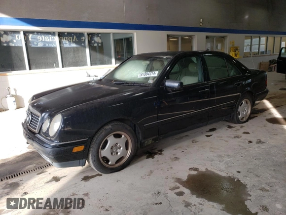 1997 Mercedes-Benz E-Class with VIN WDBJF72F3VA260566, listed as a Copart auction lot 81894314 with 106,208 mi miles and Clean Title. Bid and sale history available at carsss.com. Image 1.