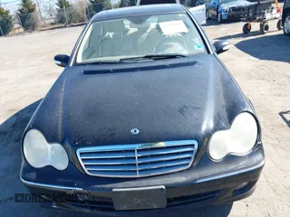2007 Mercedes-Benz C 280 Luxury with VIN WDBRF92H87F909607, listed as a IAAI auction lot 41808604 with 235,520 mi miles and . Bid and sale history available at DreamBid. Image 6.