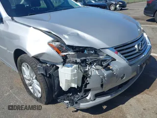 2010 Lexus ES 330 with VIN JTHBK1EG2A2365606, listed as a IAAI auction lot 41998310 with 83,961 mi miles and . Bid and sale history available at DreamBid. Image 6.