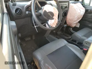 2009 Jeep Wrangler X with VIN 1J4FA241X9L782609, listed as a Copart auction lot 88790305 with 120,450 mi miles and Clean Title. Bid and sale history available at DreamBid. Image 8.