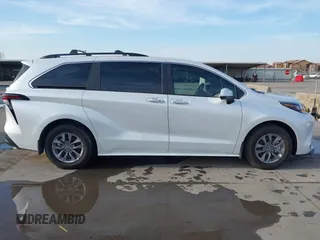 2024 Toyota Sienna XLE with VIN 5TDYRKEC7RS222844, listed as a IAAI auction lot 41424230 with 2,456 mi miles. Bid and sale history available at carsss.com. Image 14.