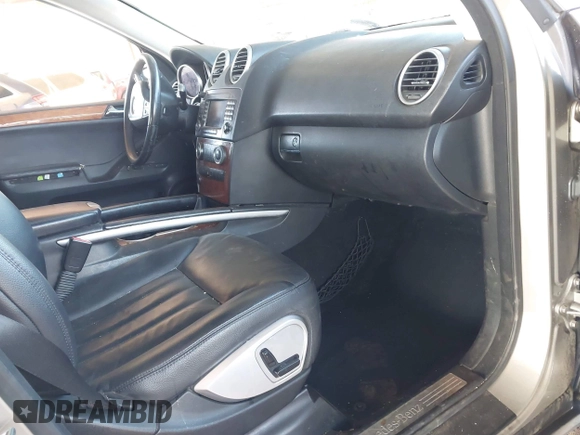 2006 Mercedes-Benz M 350 with VIN 4JGBB86EX6A098960, listed as a IAAI auction lot 41054350 with 175,855 mi miles and . Bid and sale history available at DreamBid. Image 5.