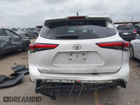 2022 Toyota Highlander L with VIN 5TDCZRAH0NS553876, listed as a IAAI auction lot 42174676 with 49,303 mi miles and . Bid and sale history available at DreamBid. Image 15.