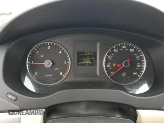 2012 Volkswagen Jetta TDI с VIN 3VWLL7AJ0CM388575, выставлен на аукционе Copart как лот 60374835 с пробегом 187 867 миль миль и Списание • Salvage title. История ставок и продаж доступна на DreamBid. Изображение 9.
