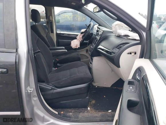 2014 Dodge Grand Caravan SE with VIN 2C4RDGBG5ER424477, listed as a IAAI auction lot 41853890 with 40,745 mi miles. Bid and sale history available at carsss.com. Image 5.